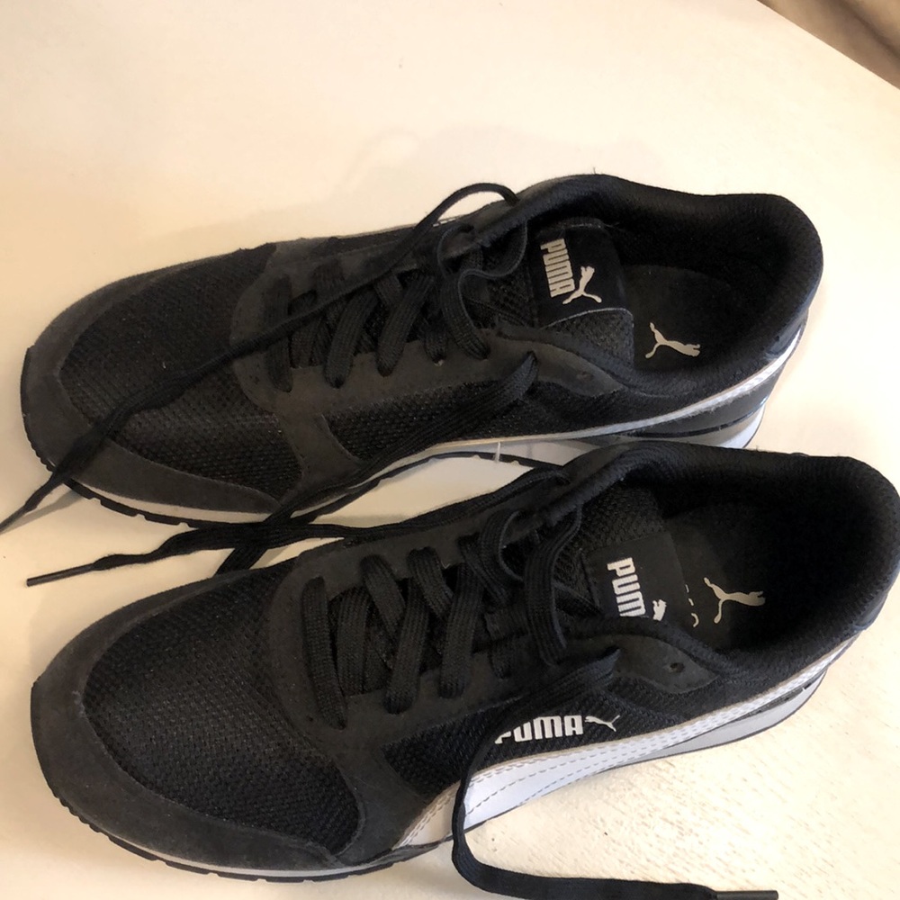 Puma ST Runner V2 Mesh Youth Size 4C US
